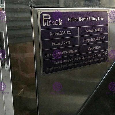 تغذیه بالابر اتوماتیک SUS 304 120 BPH گالن خط پرکننده تامین کننده