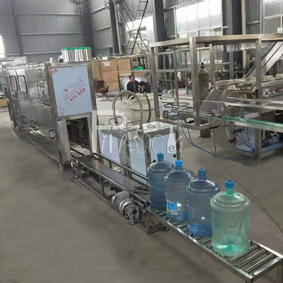شستشوی آب گرم قلیایی داغ 120 BPH گالن خط پر کننده تامین کننده