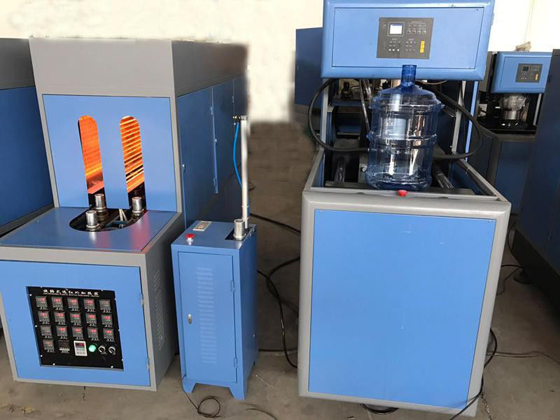 1 حفره 3-5 دستگاه بطری گالن 1.0 مگاپاسکال با دستگاه کمکی تامین کننده